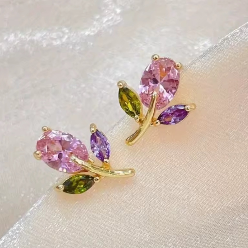 Pink Tulip Flower Earrings in Gold | Delicate Leaf Design | Romantic Jewelry